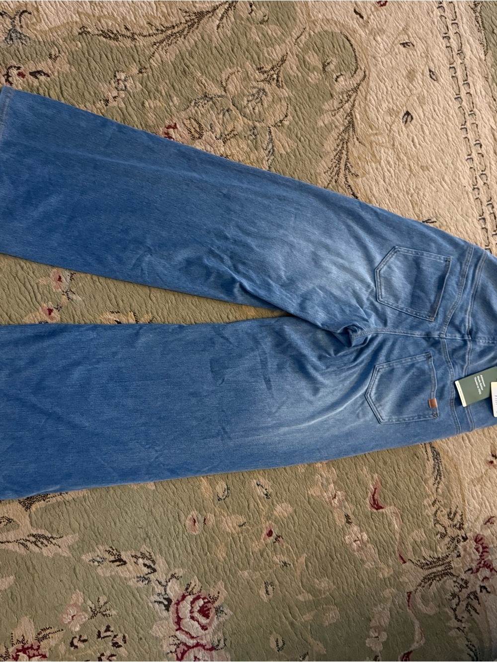 Jeans Subcategory Identification - Picture 3 of 6